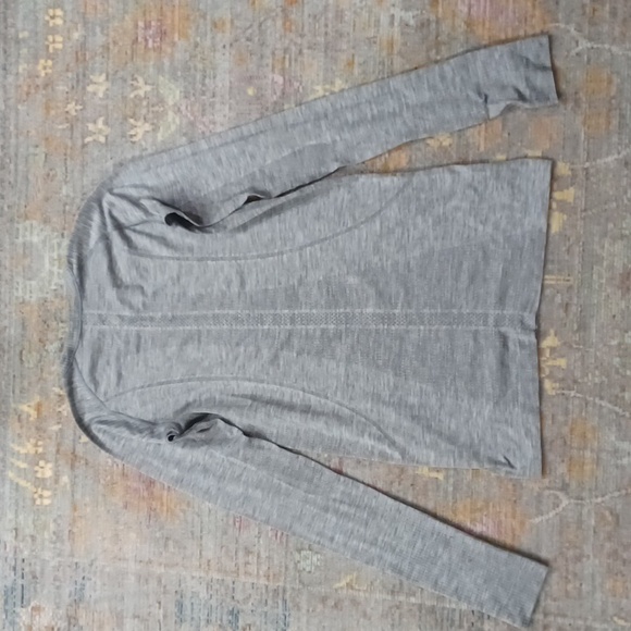 Lululemon Swiftly Tech Long Sleeve - Picture 4 of 8